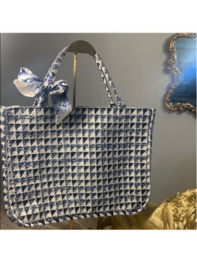 Elegant Blue and White Tote NWOT